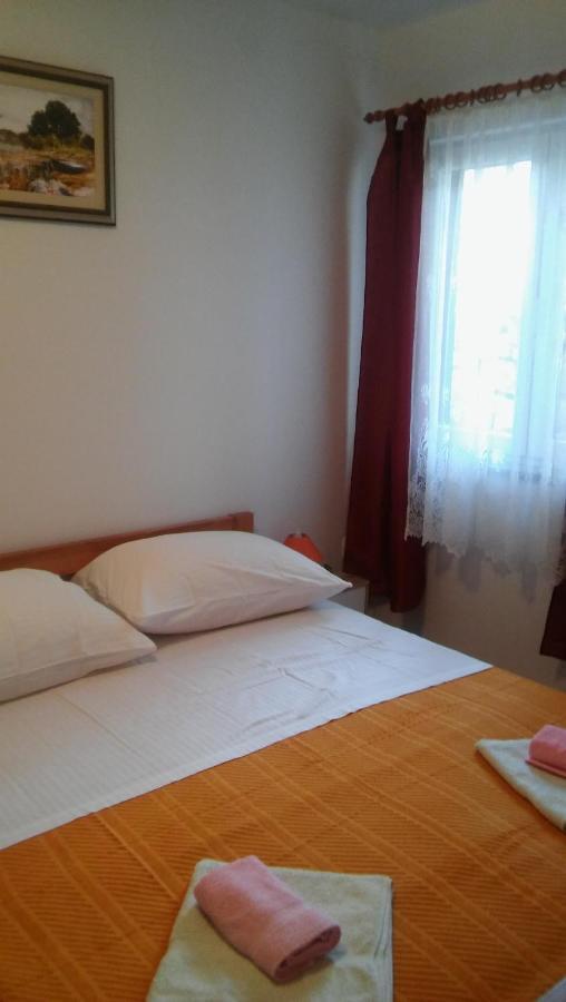 Apartmani Vitkovic II Cres Exteriér fotografie